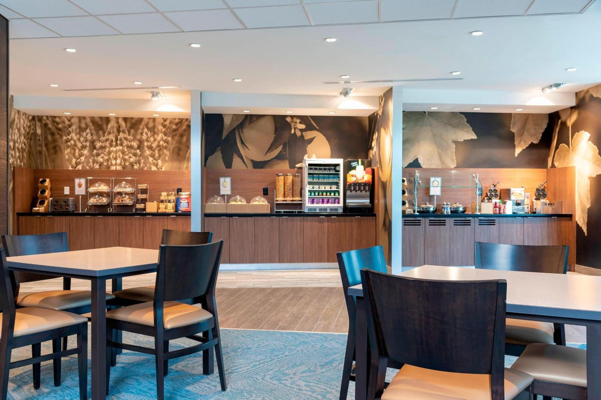 Fairfield & By Marriott Indianapolis Carmel