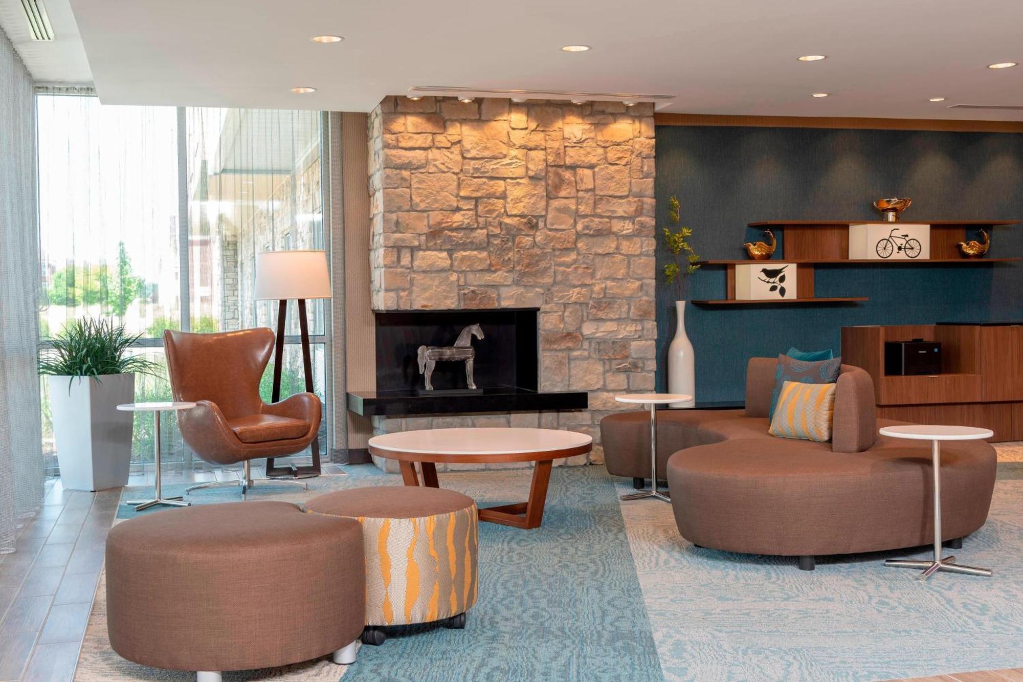 Hotel Fairfield & By Marriott Indianapolis Carmel